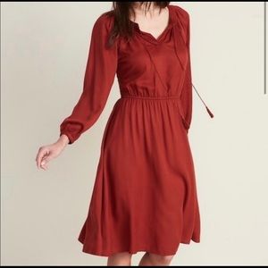 Old navy rust long sleeve peasant fall dress
